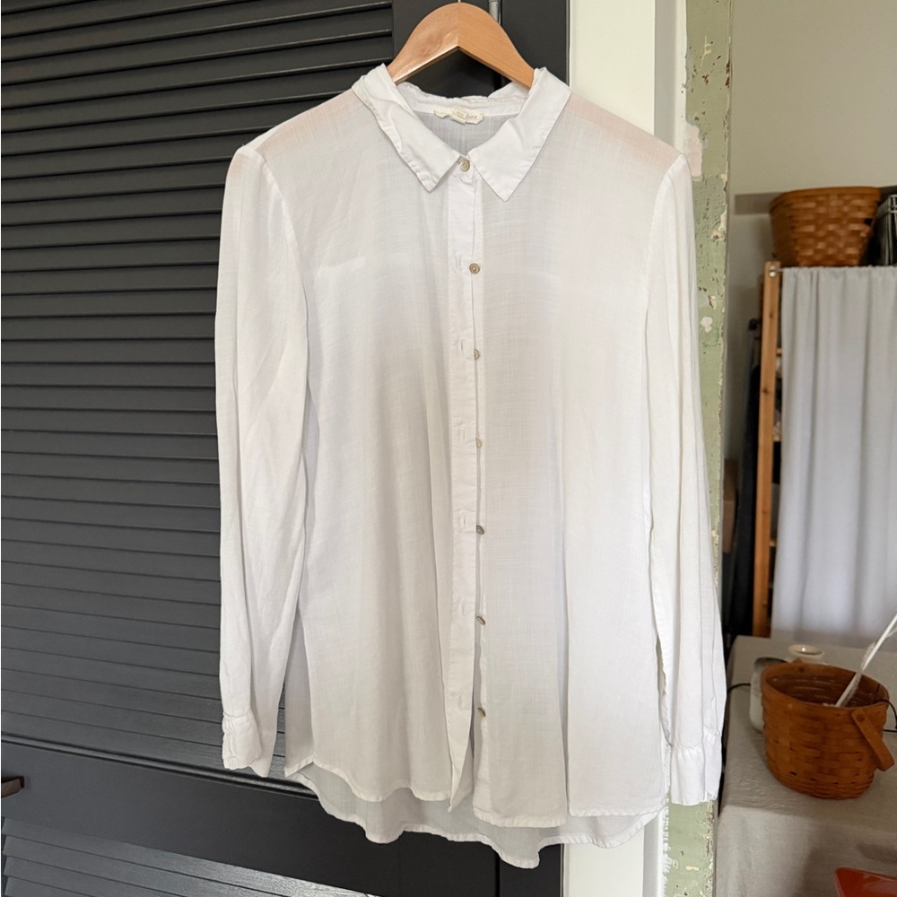 Eileen Fisher White Tencel Button Down Shirt Medium